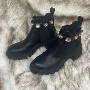 Honeyy Chelsea madden girl